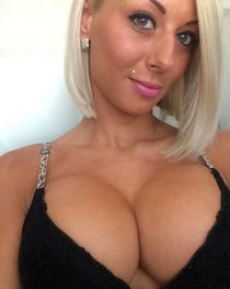 Sexy topless army in hot